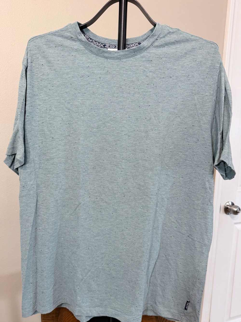 ROWM Men's XL Blue Speckled Crew Neck Short Sleeve Cotton Poly Jersey Tee is